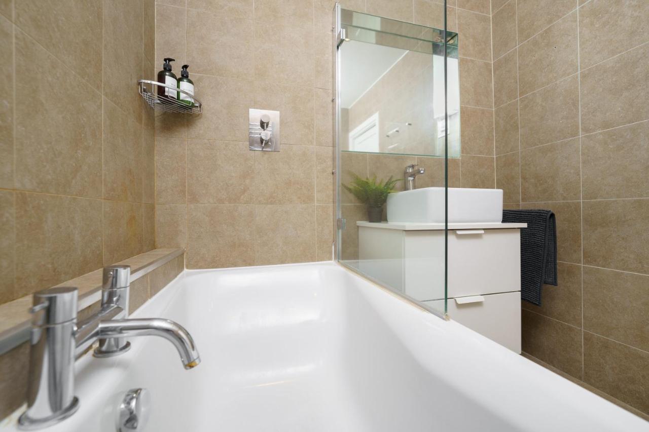 Huge & Central 3 Bedr, 4 Beds, Covent Gdn Londyn Zewnętrze zdjęcie